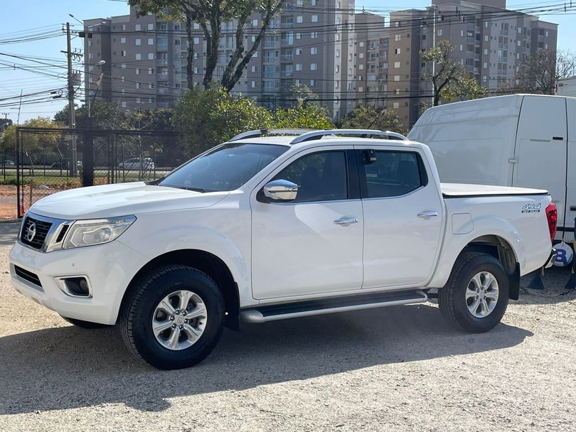Nissan Frontier LE CD 4x4 2.3 Bi-TB Diesel Aut.