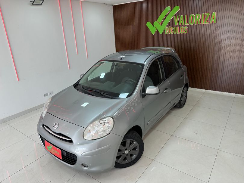 Nissan MARCH SR 1.6 16V Flex Fuel 5p