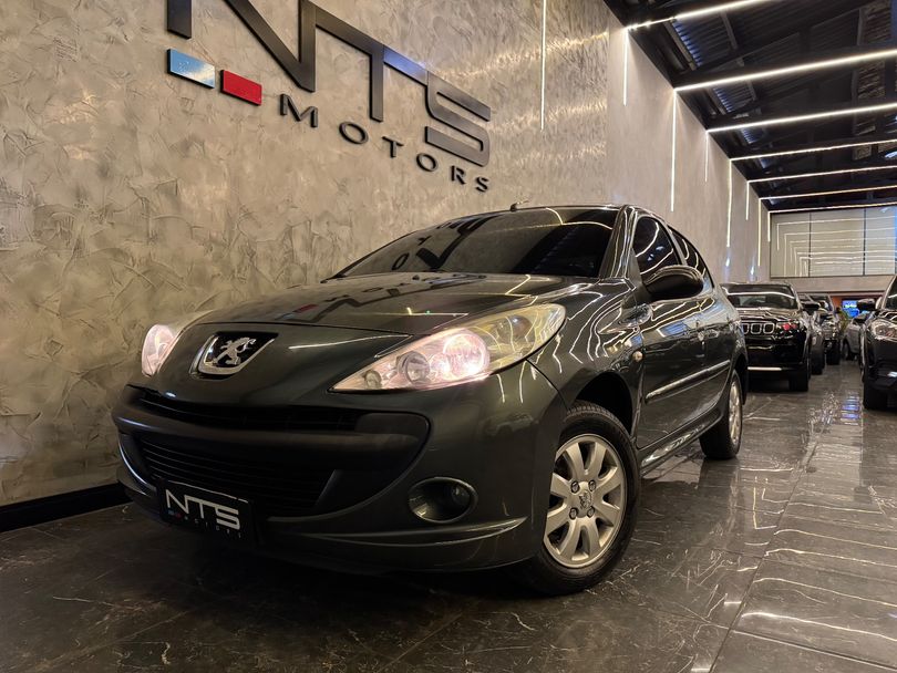 Peugeot 207 XR Sport 1.4 Flex 8V 5p