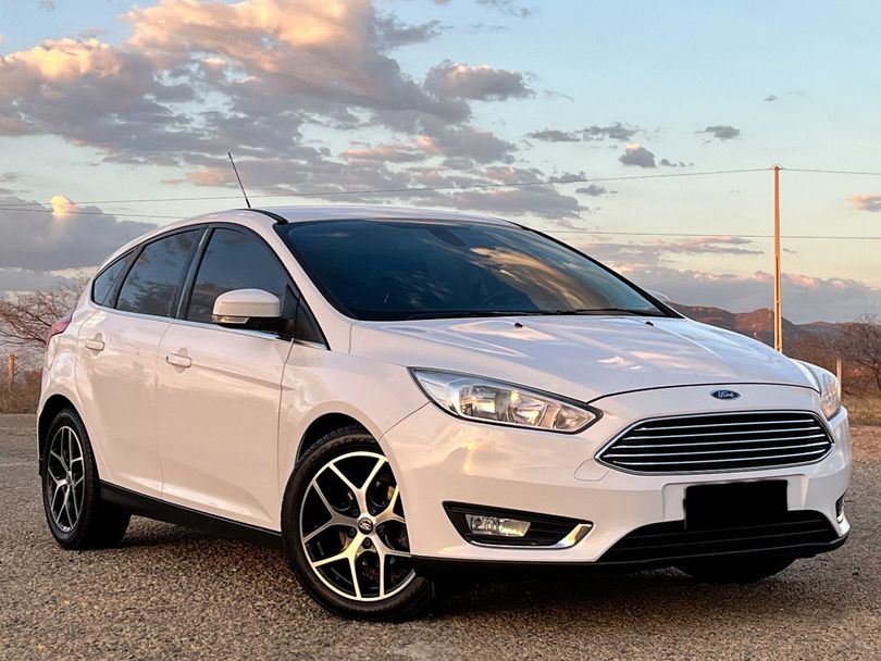 Ford Focus TITA/TITA Plus 2.0  Flex 5p Aut.