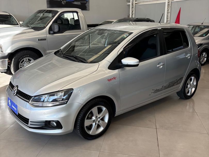 VolksWagen Fox Rock in Rio 1.6 Mi Total Flex 8V 5p