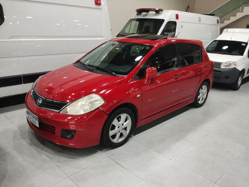 Nissan TIIDA SL 1.8/1.8 Flex 16V Aut.