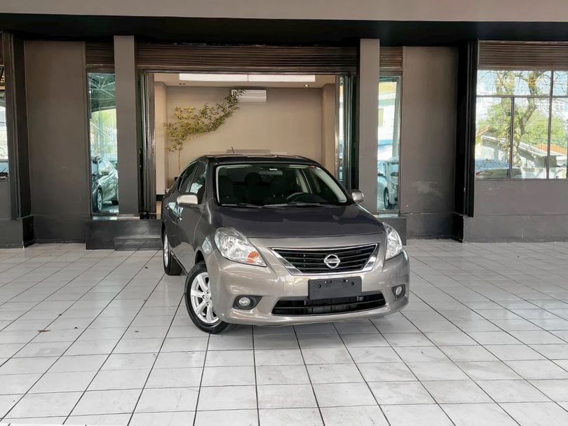 Nissan VERSA SL 1.6 16V Flex Fuel 4p Mec.