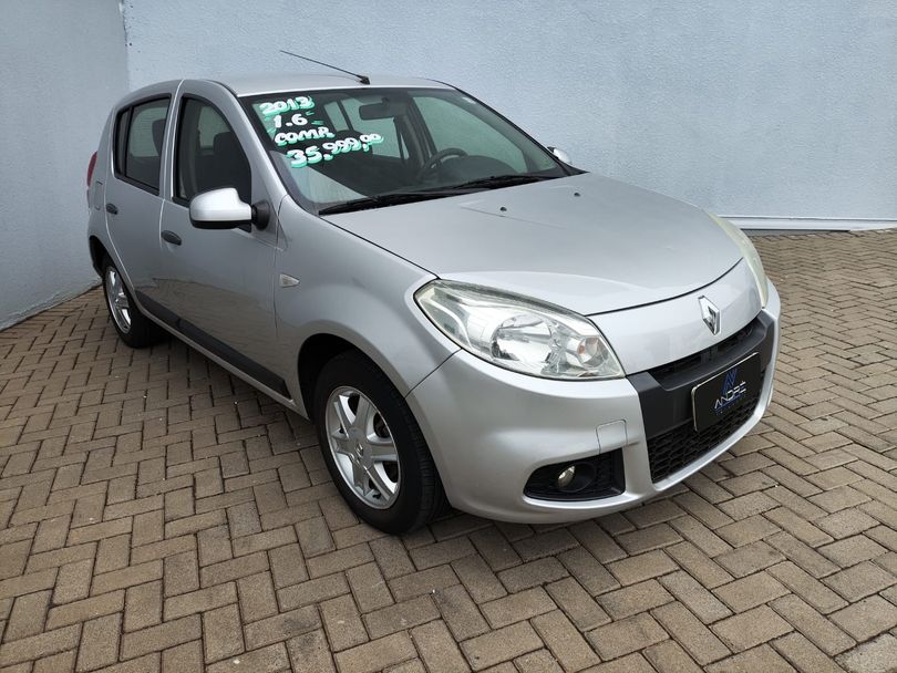 Renault SANDERO Expression Hi-Flex 1.6 8V 5p