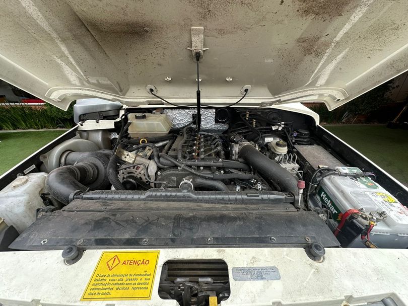 Troller T-4 4x4 3.2 20V Tdi Cap. Rígida Diesel