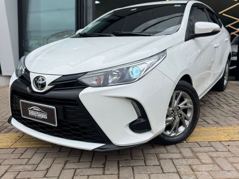 Toyota YARIS XS Sedan 1.5 Flex 16V 4p Aut.