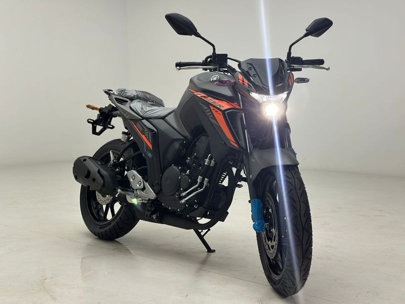 YAMAHA FZ25 250 FAZER CONNECTED