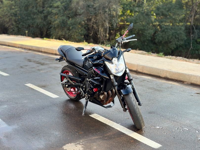 YAMAHA XJ6 F