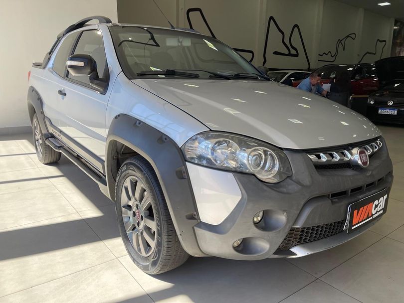 Fiat Strada Adv.1.8 16V Dualogic Flex CD