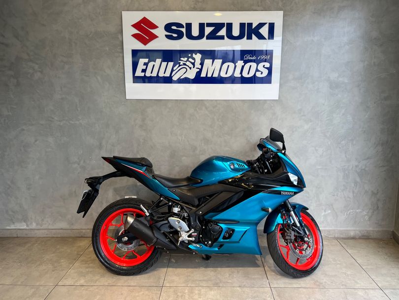 YAMAHA YZF R-3 321/ABS