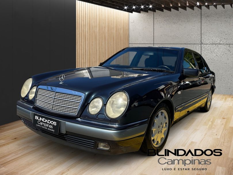Mercedes E-320 3.2 Elegance