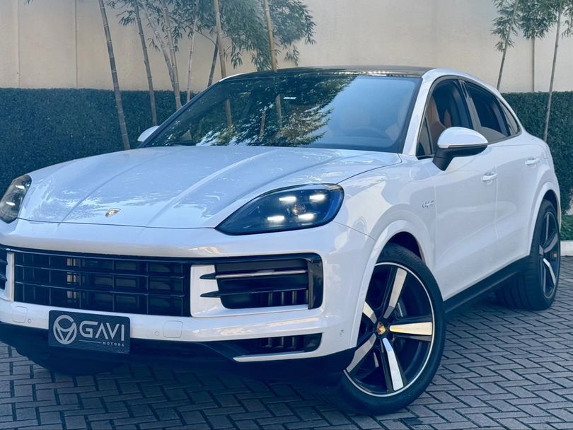 Porsche 3.0 V6 E-HYBRID COUPÉ AWD TIPTRONIC S