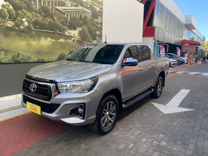 Toyota Hilux CD SRV 4x4 2.8 TDI Diesel Aut.