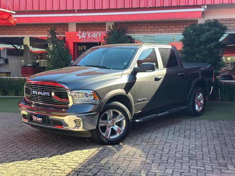 RAM CLASSIC LARAMIE 5.7 CD V8 4X4 Aut.