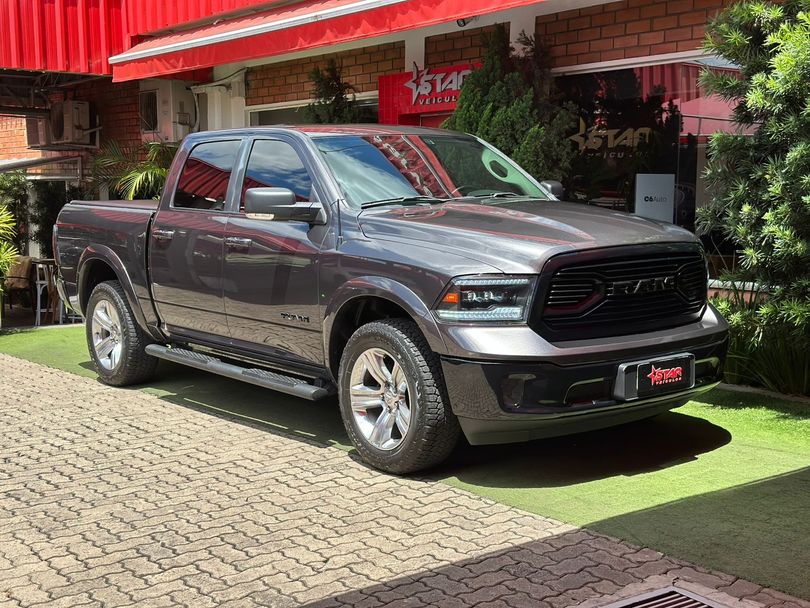 RAM CLASSIC LARAMIE 5.7 CD V8 4X4 Aut.