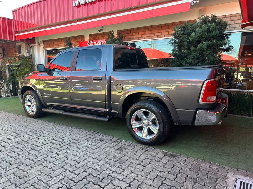 RAM CLASSIC LARAMIE 5.7 CD V8 4X4 Aut.