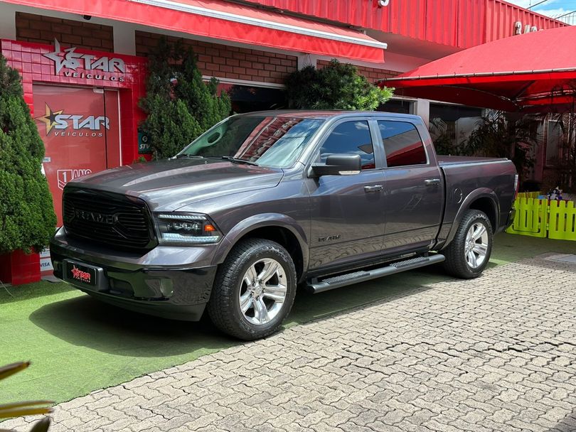 RAM CLASSIC LARAMIE 5.7 CD V8 4X4 Aut.