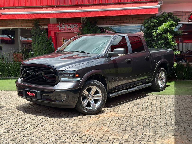 RAM CLASSIC LARAMIE 5.7 CD V8 4X4 Aut.