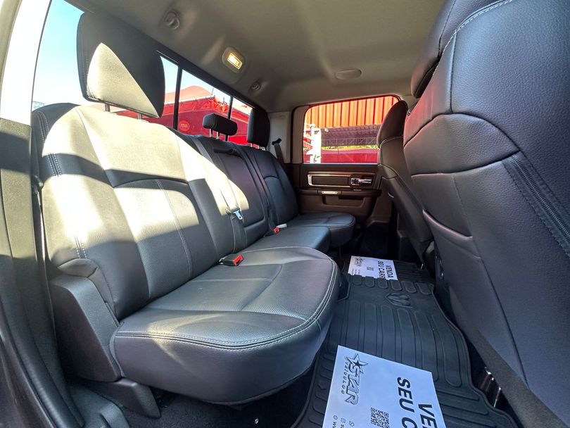 RAM CLASSIC LARAMIE 5.7 CD V8 4X4 Aut.