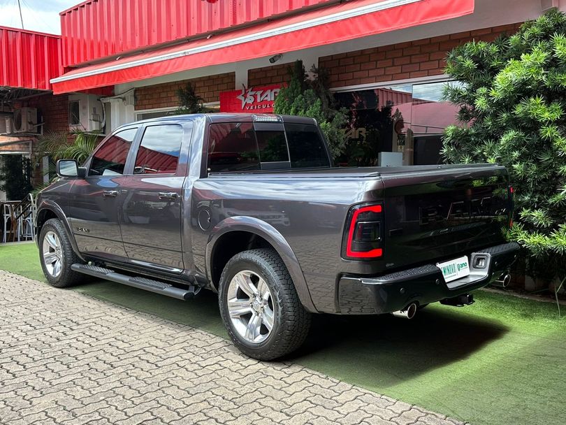 RAM CLASSIC LARAMIE 5.7 CD V8 4X4 Aut.