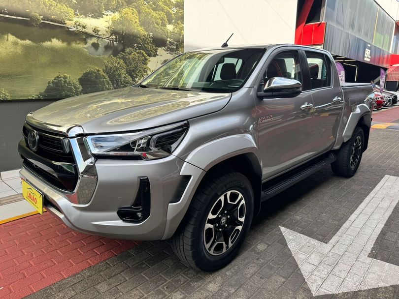 Toyota Hilux CD SRX 4x4 2.8 TDI 16V Diesel Aut.