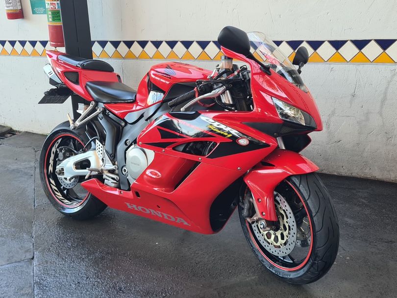 HONDA CBR 1000 RR Fireblade