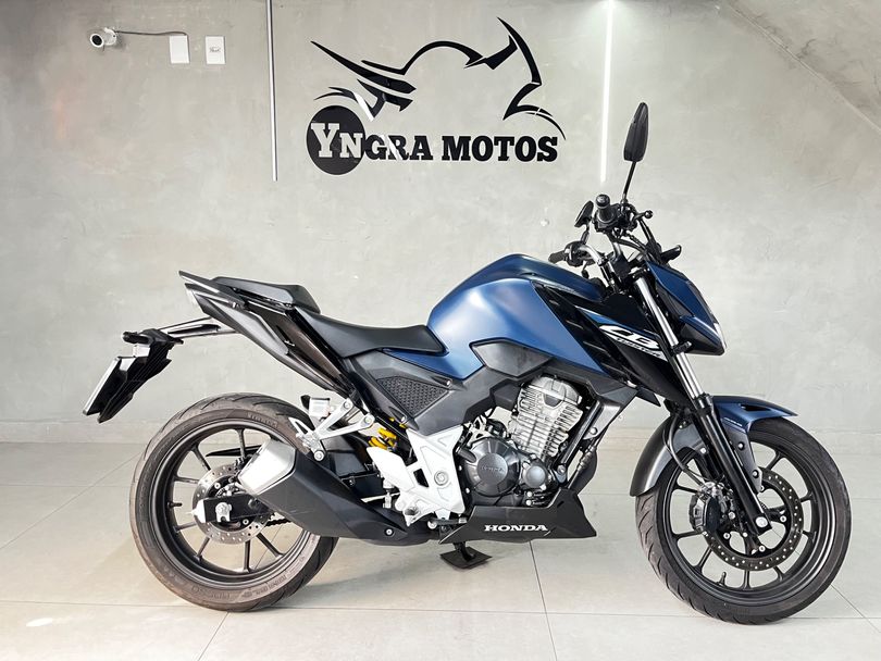 HONDA CB 300F Twister Flex