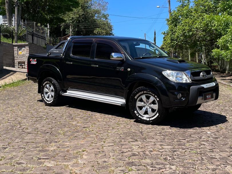 Toyota Hilux CD SRV D4-D 4x4 3.0 TDI Diesel Aut