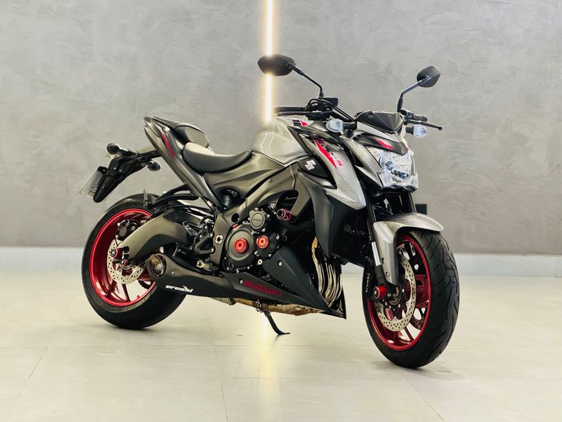 SUZUKI GSX-S 1000