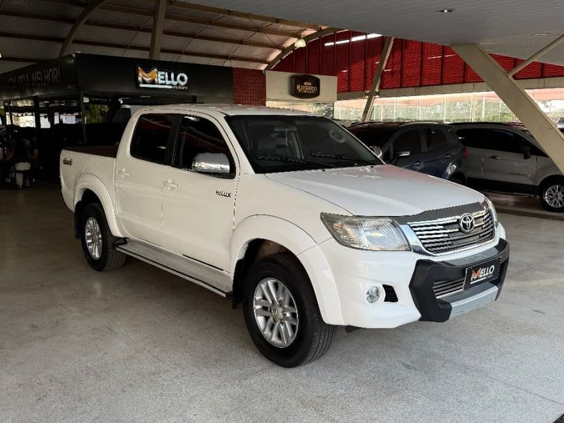 Toyota Hilux CD SRV 4x4 2.7 Flex 16V Aut.