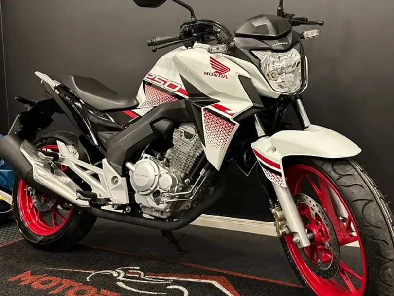 HONDA TWISTER