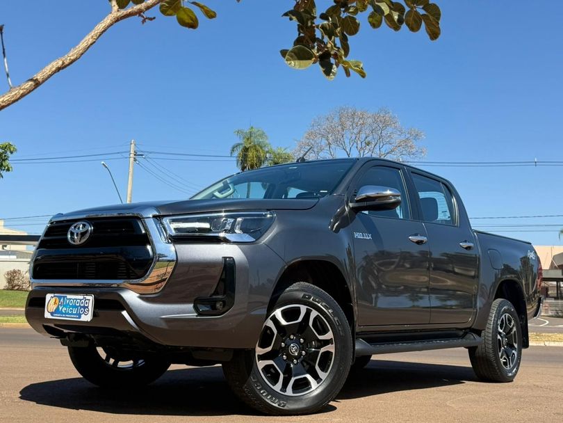 Toyota Hilux CD SRV 4x4 2.8 TDI Diesel Aut.