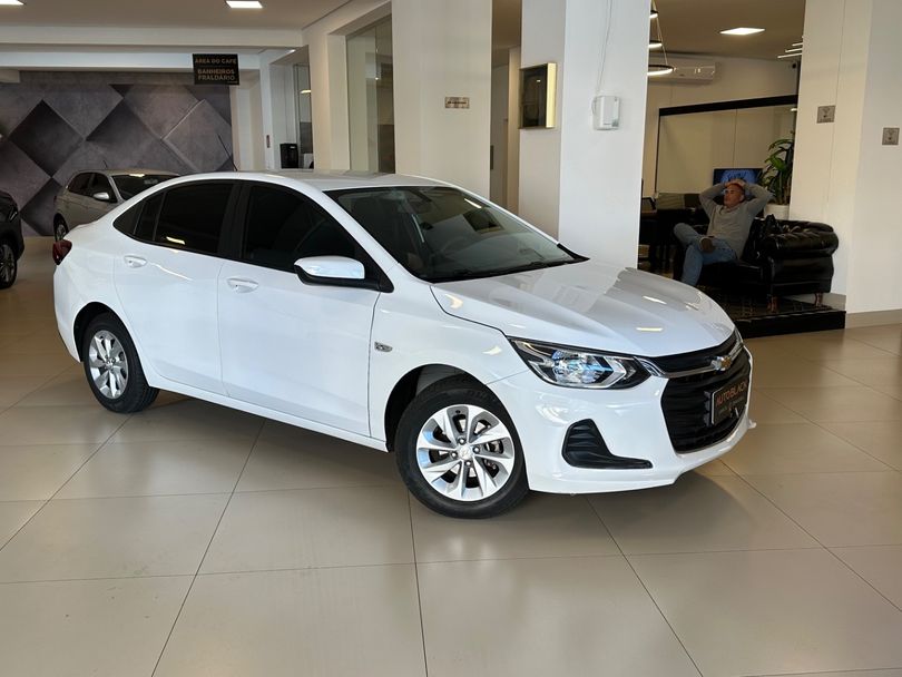 Chevrolet ONIX SEDAN Plus LT 1.0 12V Flex 4p Mec.