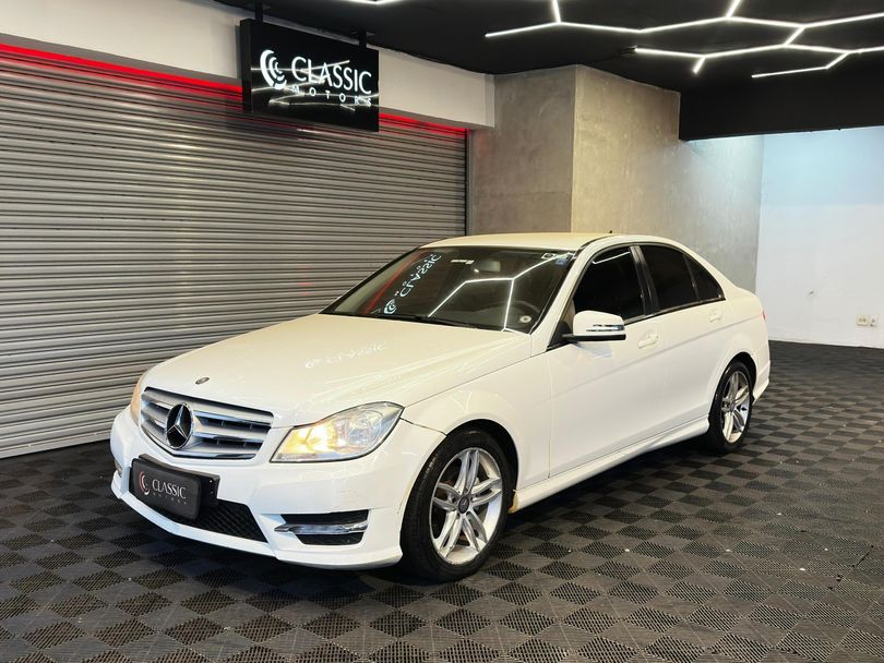 Mercedes C-180 CGI Sport 1.6 TB 16V 156cv Aut.