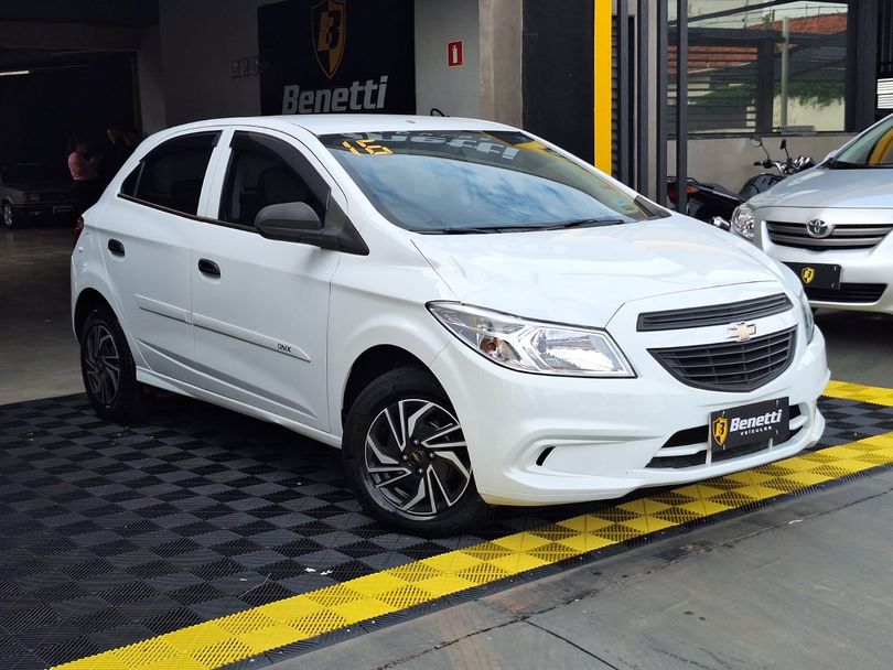 Chevrolet ONIX HATCH LS 1.0 8V FlexPower 5p Mec.