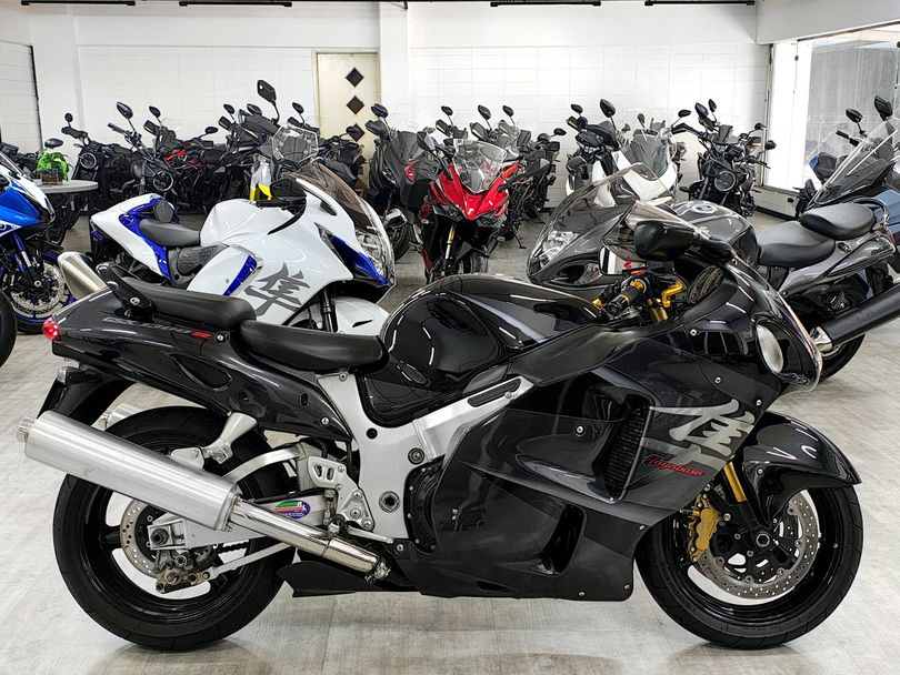 SUZUKI GSX 1300-R HAYABUSA
