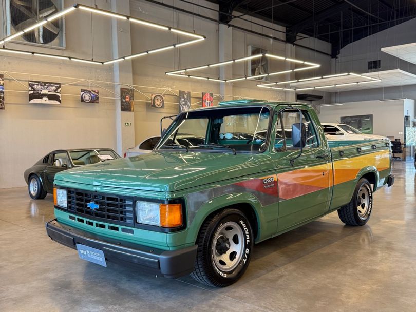 Chevrolet C-20 Custom De Luxe 4.1