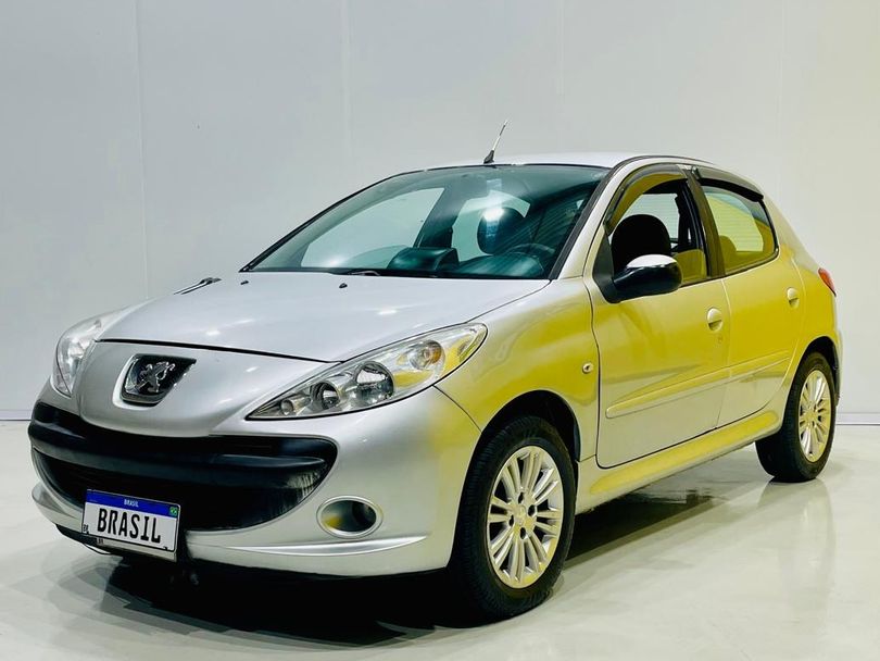 Peugeot 207 XR 1.4 Flex 8V 5p