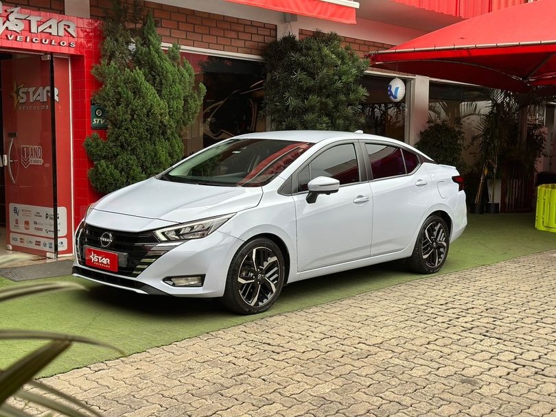 Nissan VERSA Exclusive 1.6 16V Flex Aut.