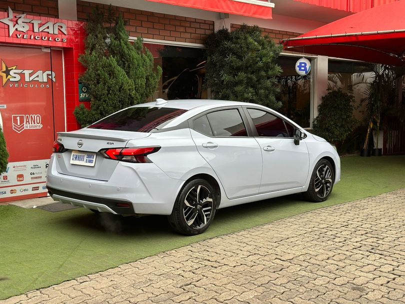 Nissan VERSA Exclusive 1.6 16V Flex Aut.
