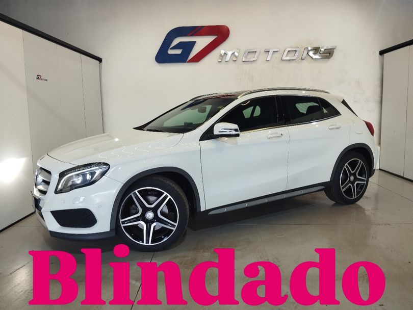 Mercedes GLA 250 Enduro 2.0 TB 16V 211cv Aut.