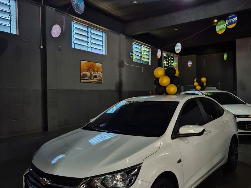 Chevrolet ONIX SEDAN Plus LT 1.0 12V Flex 4p Mec.