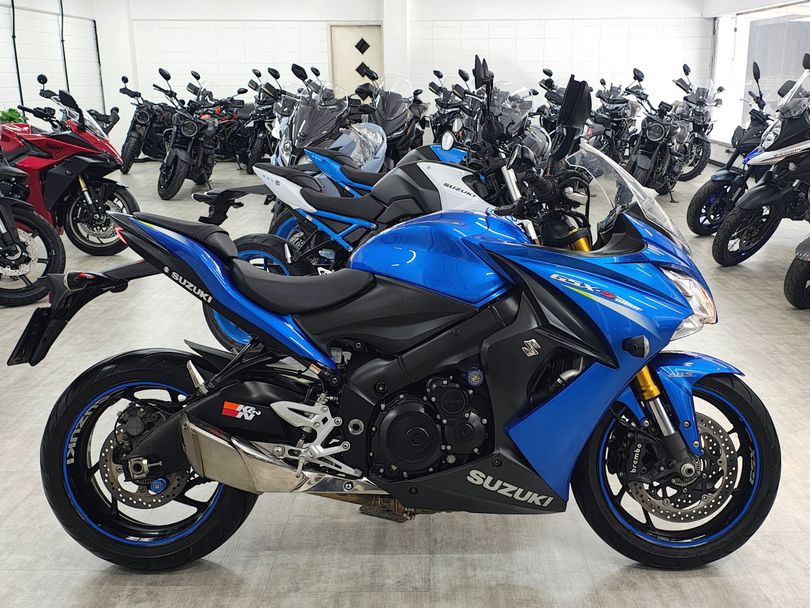 SUZUKI Motos S1000FA