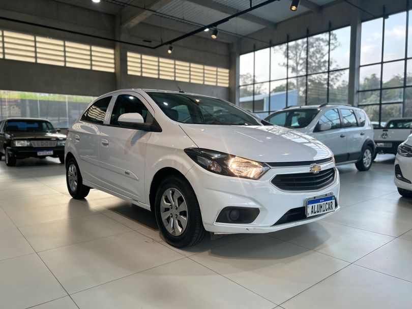 Chevrolet ONIX HATCH LT 1.0 8V FlexPower 5p Mec.
