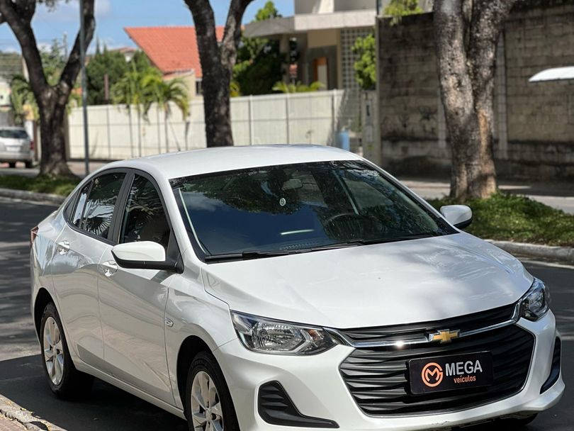 Chevrolet ONIX SEDAN Plus LT 1.0 12V Flex 4p Mec.