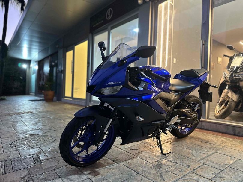 YAMAHA R3 ABS