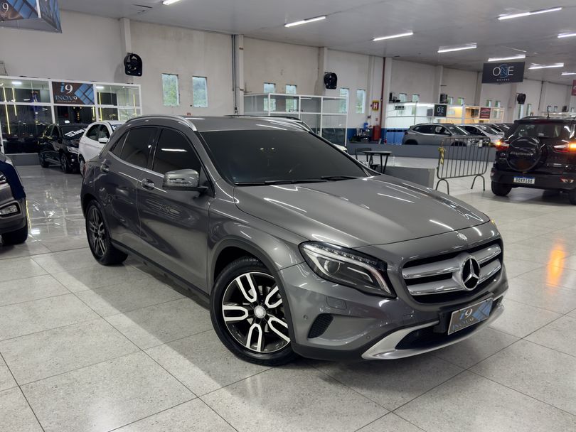 Mercedes GLA 200 Advance 1.6/1.6 TB 16V Flex Aut.