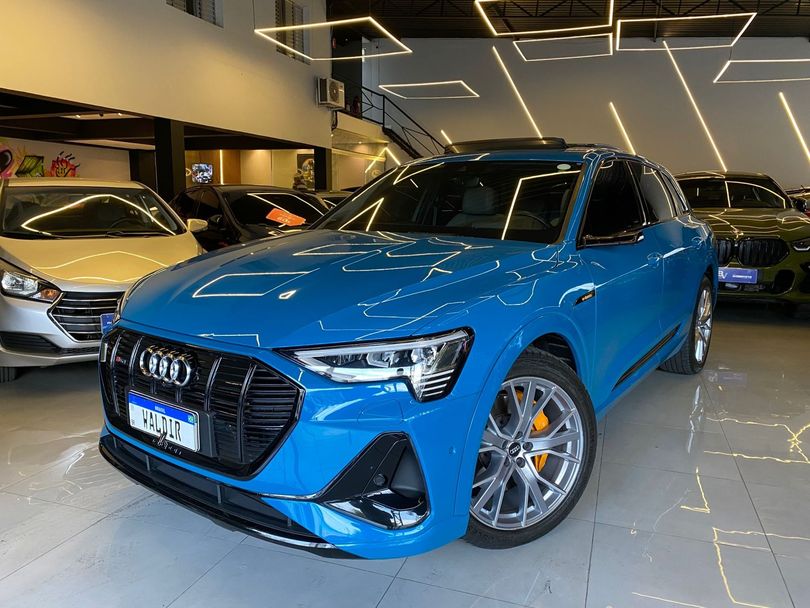 Audi E-TRON Sportback Perf. Aut. (Elétrico)