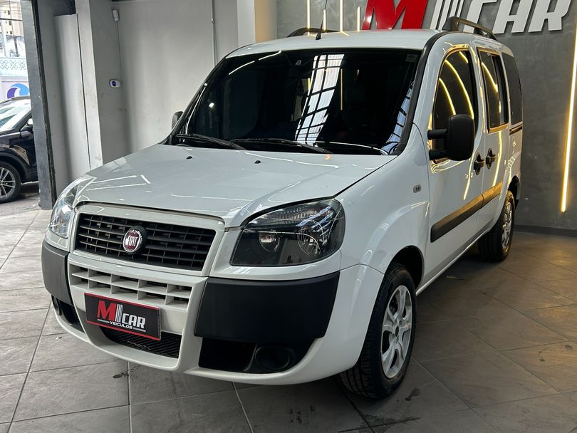 Fiat Doblo ESSENCE 1.8 Flex 16V 5p