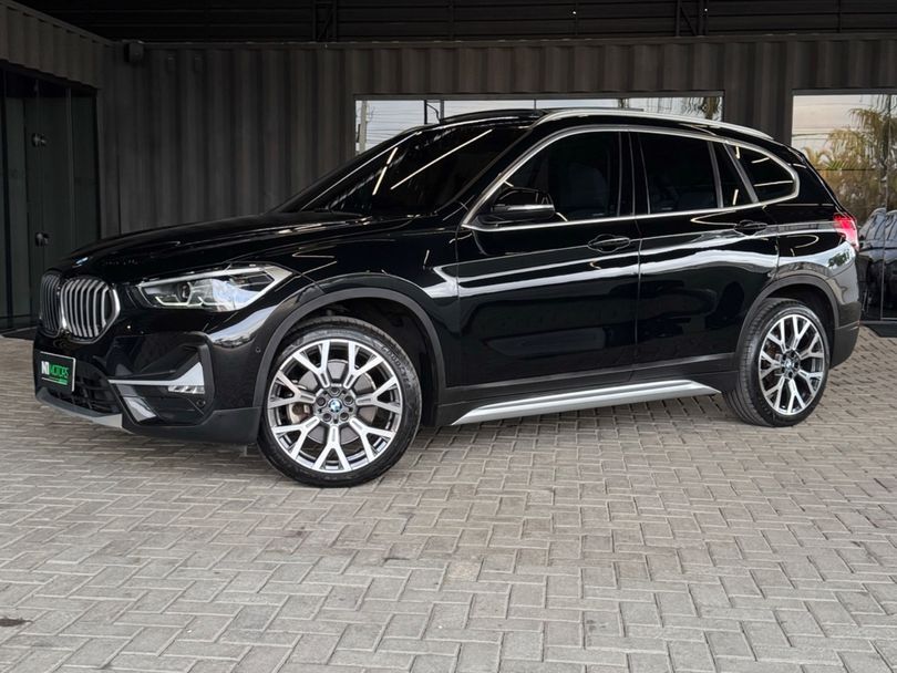 BMW X1 SDRIVE 20i X-Line 2.0 TB Active Flex